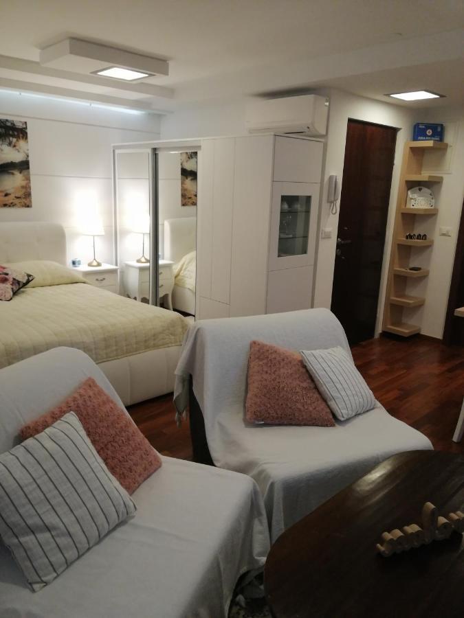 V&M Luxury Studio Pag Town Extérieur photo
